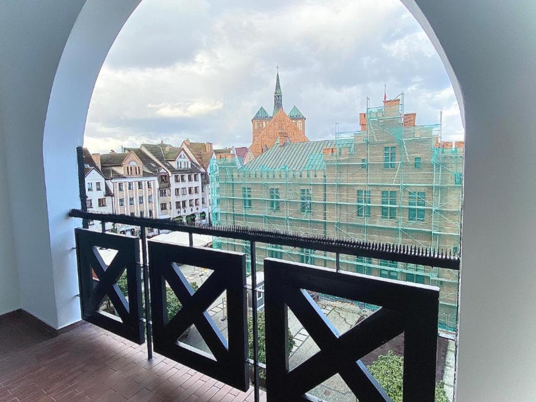 Apartment Penthouse In The Old Citycenter